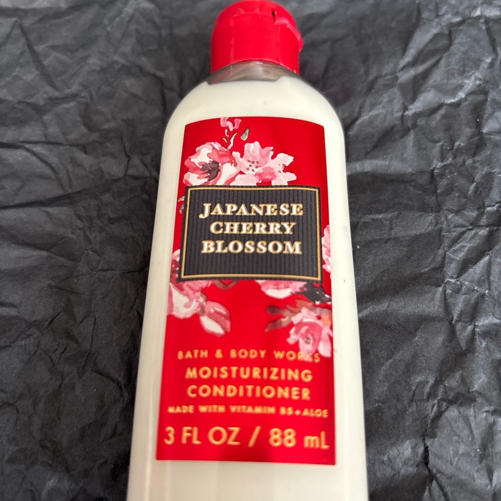 🔅5/$20 Bath & Body Works Japanese Cherry Blossom Moisturizing Conditioner